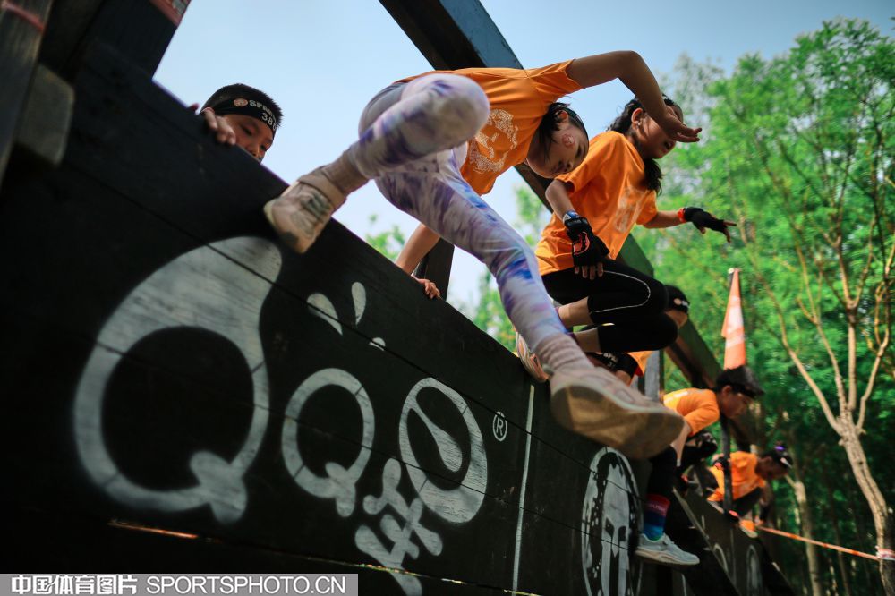 帮助队友破 帮助队友破